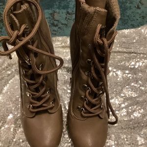 Jessica Simpson Heel Boots